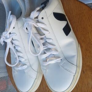 Veja White and Black Sneakers  Low-Top Design, good used condition.